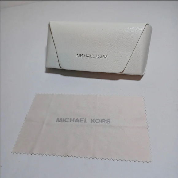 White Michael Kors Large Hard Side Flip Top Eyeglasses / Sunglasses Case - Picture 1 of 5
